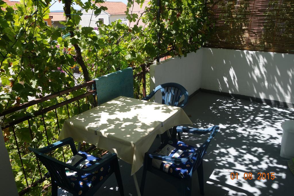 Apartments Mistral Orebic Ruang foto