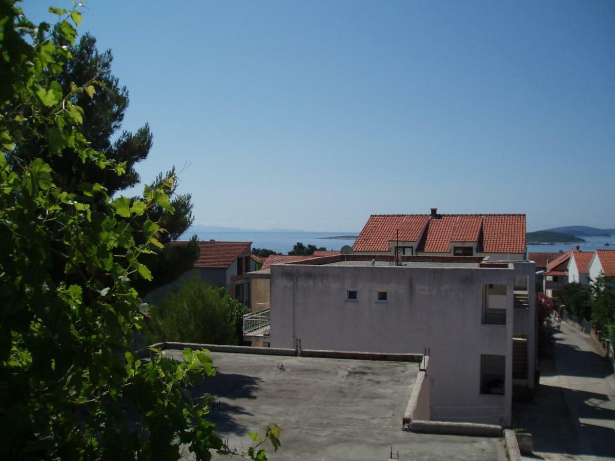 Apartments Mistral Orebic Ruang foto